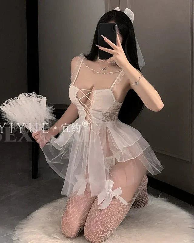 Bouquet Toss Energy Lace-Up Babydoll Lingerie