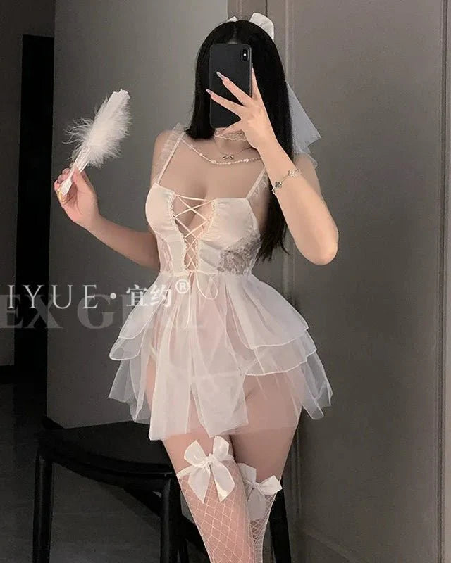 Bouquet Toss Energy Lace-Up Babydoll Lingerie
