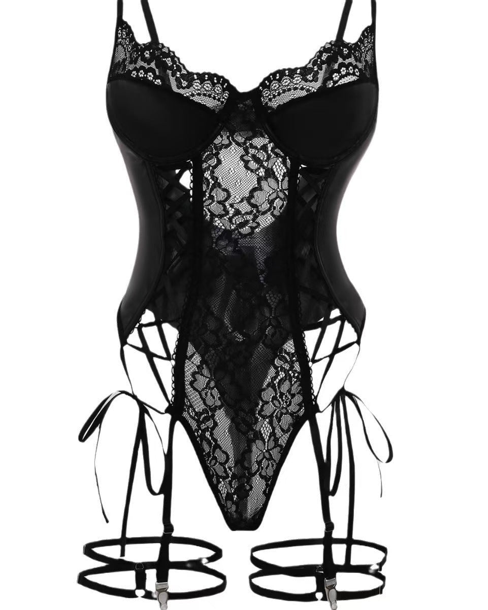Queen of Hearts Lace & Leather Lingerie Set